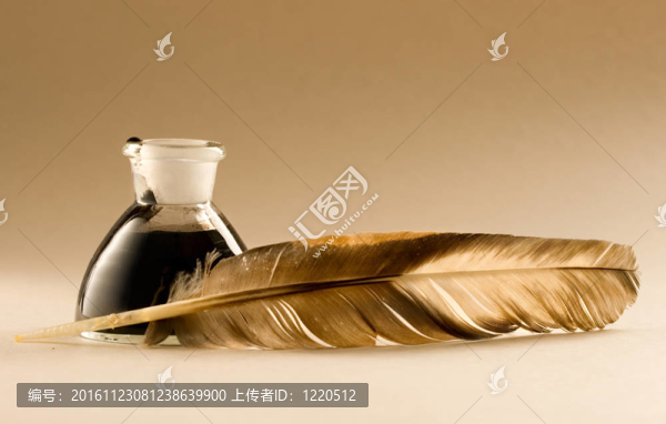 一根滿是墨水的瓶子