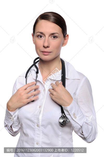 女醫(yī)生用聽診器