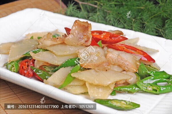 尖椒炒鍋貼
