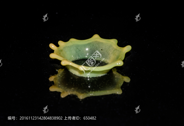 牛奶液體雕塑