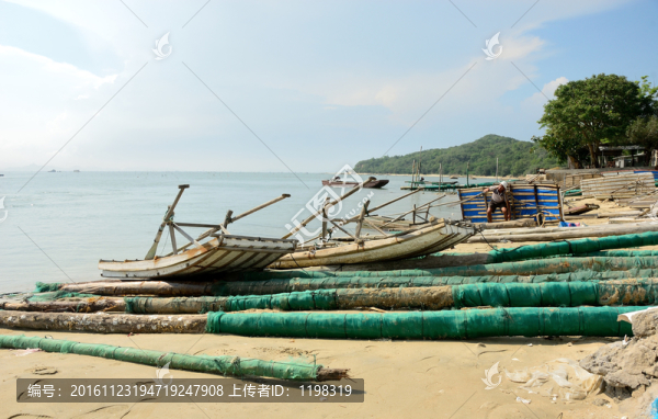 沙灘,漁船,海水,藍天白云