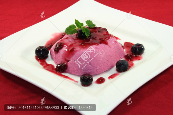 藍(lán)莓甜點(diǎn)