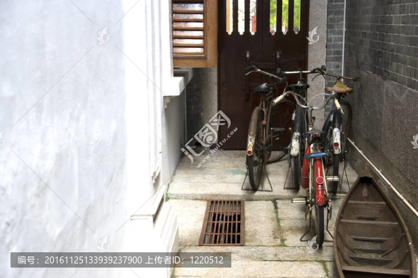 老式自行車(chē)和Sampan