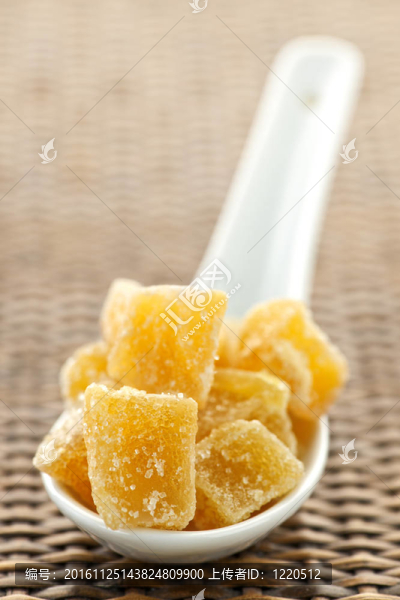 姜糖片的勺子