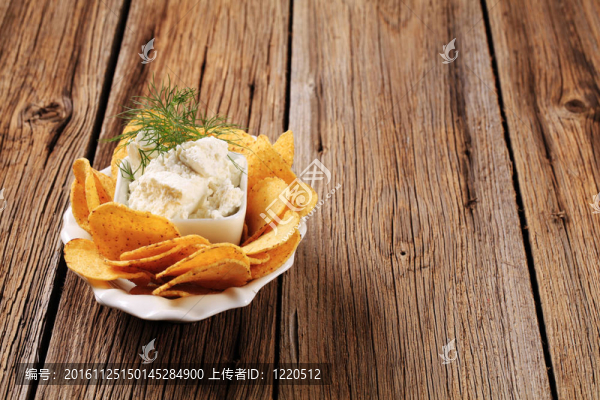玉米片和新鮮奶酪