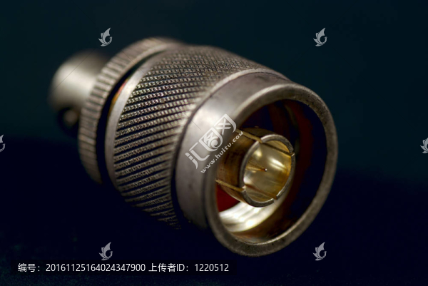 通信連接器