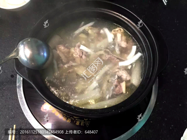 煲湯,肉湯,排骨湯