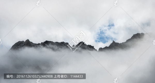 云霧,雪山