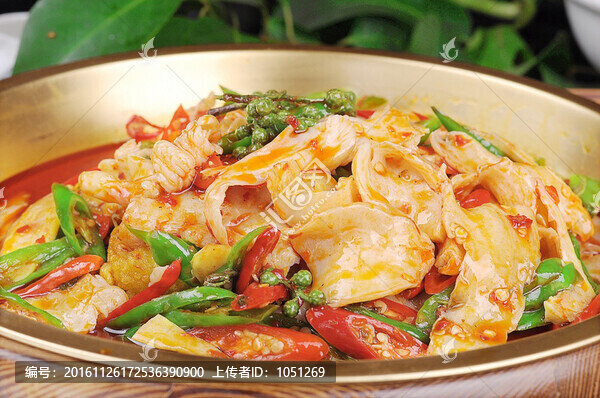 鮮椒鯊魚(yú)唇