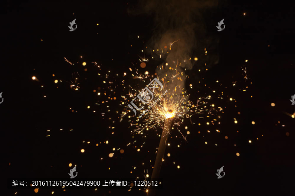 明亮的燃燒的煙花