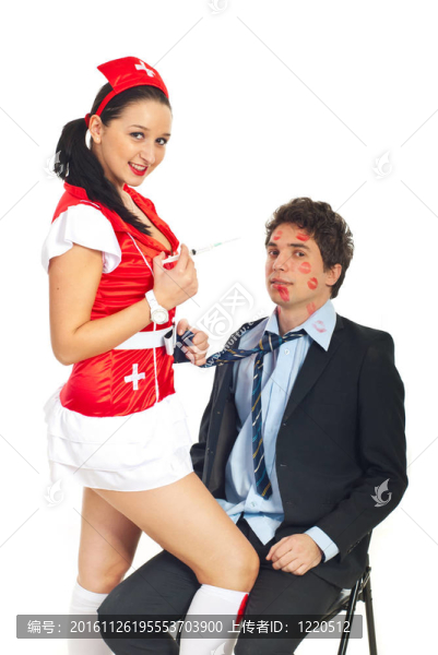 帶注射器的性感護士