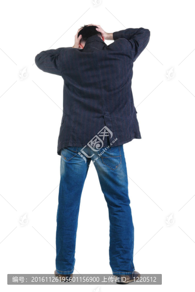 憤怒的年輕人。后視圖。