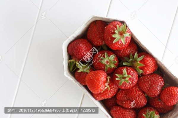 草莓