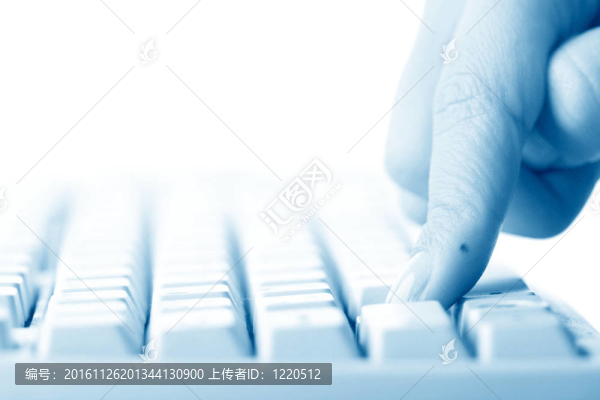 女孩打字