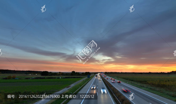 高速公路A5黃昏；德國(guó)