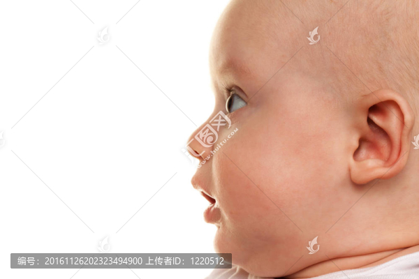 面對一個奇怪的嬰兒