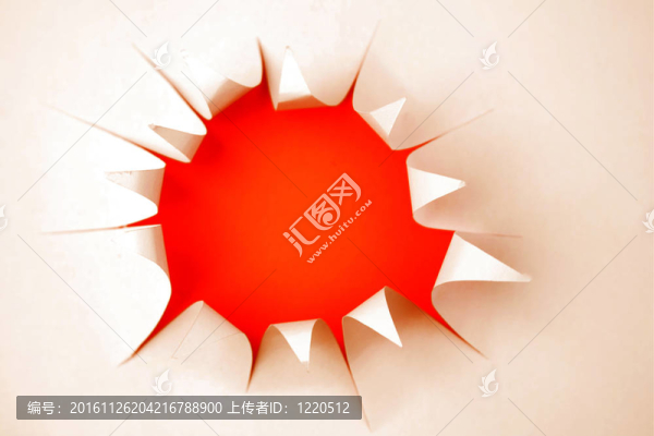 孔在紙