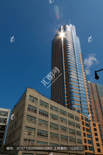 布魯克林區(qū)市中心的現(xiàn)代建筑。