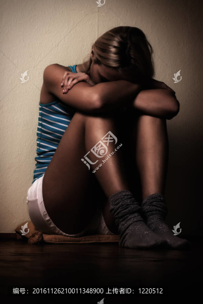 郁悶的女人