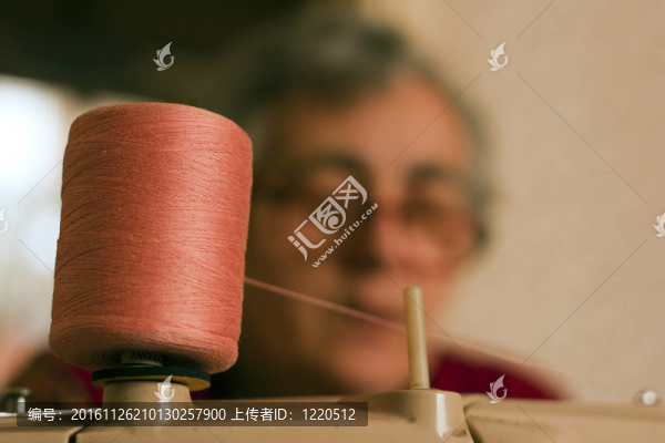 縫紉機的工作