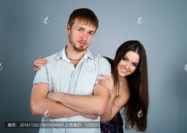 年輕的夫婦