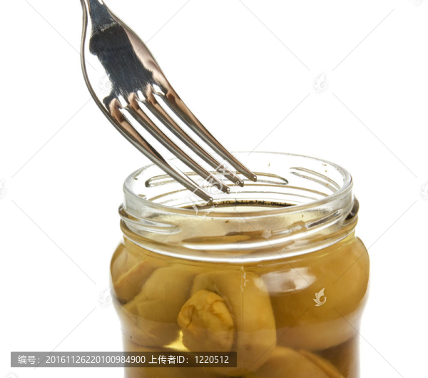 叉子上的蘑菇
