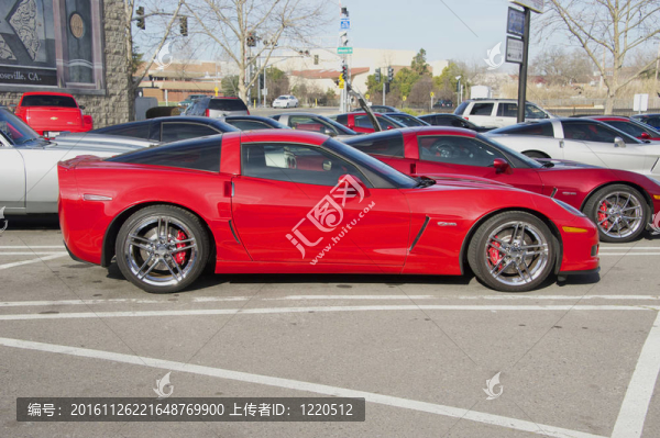 傳奇的高性能跑車