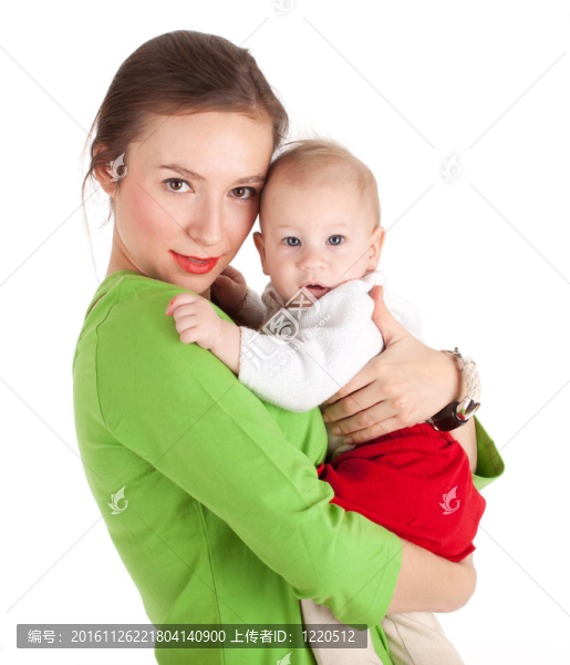 母親的愛-可愛的嬰兒5個月的男孩與母親