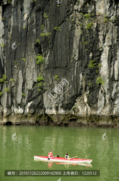 皮劃艇在Halong