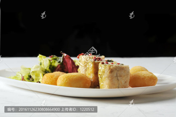 火雞肉片配奶酪