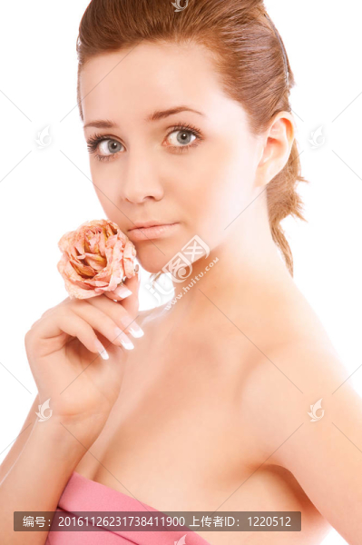 玫瑰裙的女人