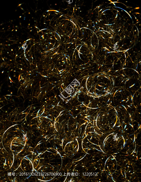 金色的金屬環(huán)