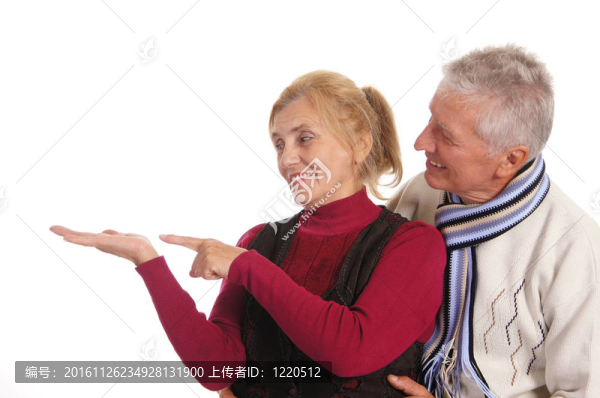 白色的老夫婦
