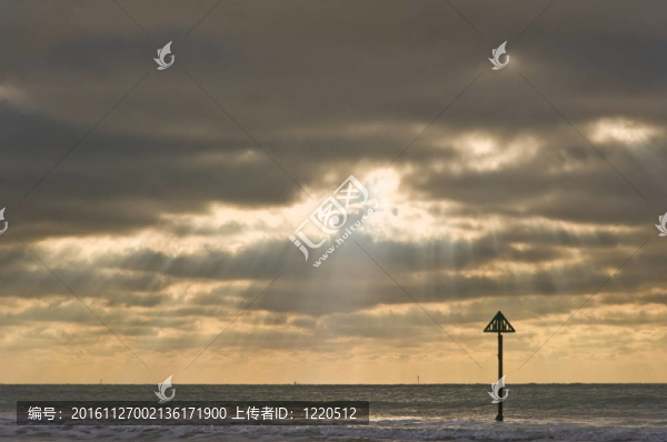 令人驚嘆的靈感夕陽(yáng)圖像與灼熱的太陽(yáng)光