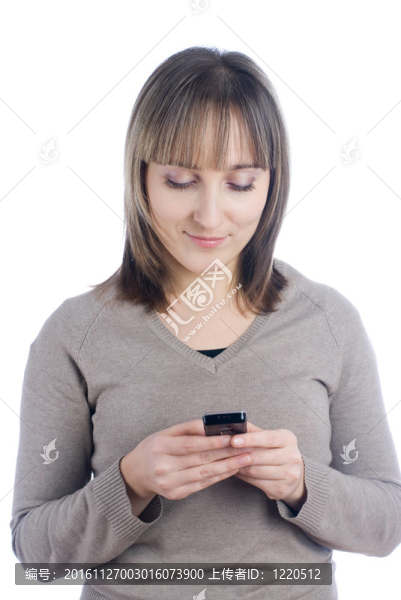女孩寫短信
