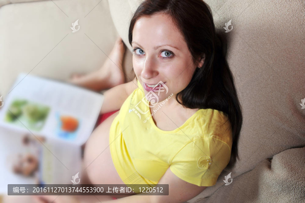孕婦閱讀