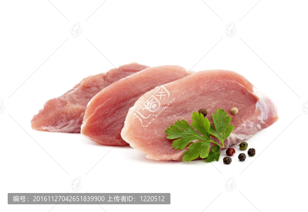 香菜和胡椒的生豬肉