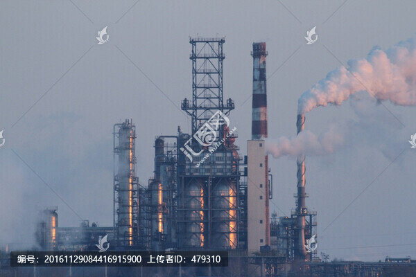 化工廠