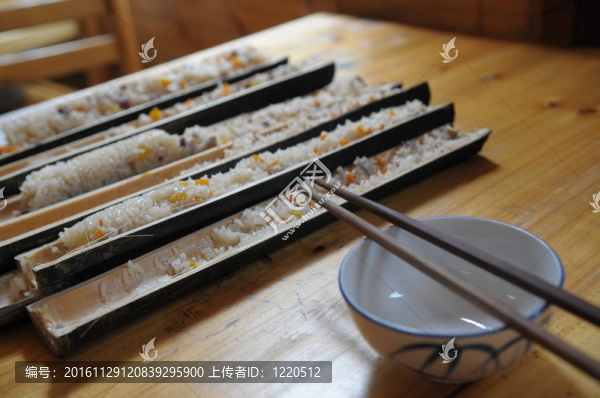 食品在竹