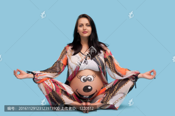 孕婦肚子上有花紋