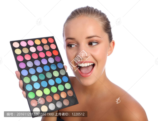 興奮的女孩化妝品眼影調(diào)色板