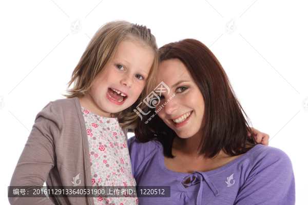 母女畫(huà)像快樂(lè)笑容