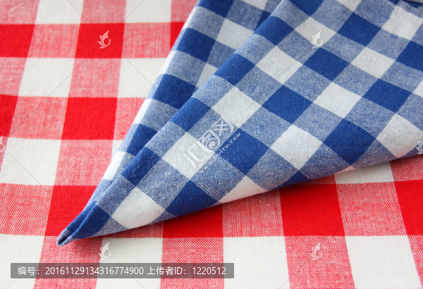 方格桌布