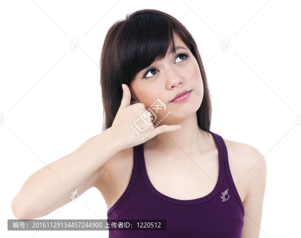 可愛(ài)的亞洲年輕女人打電話給我手勢(shì)