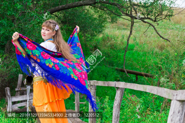 美麗的俄羅斯姑娘