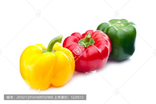 黃色，紅色和綠色的paprikas