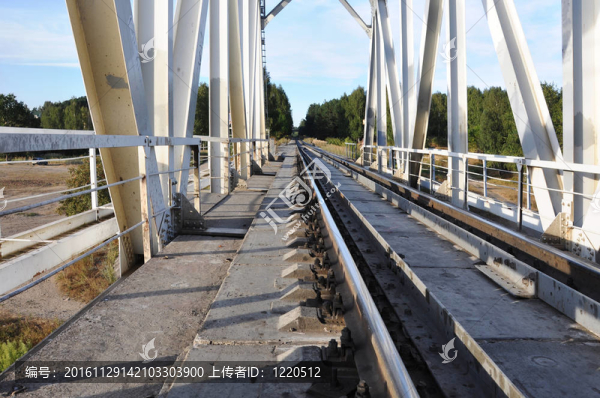 鐵路橋