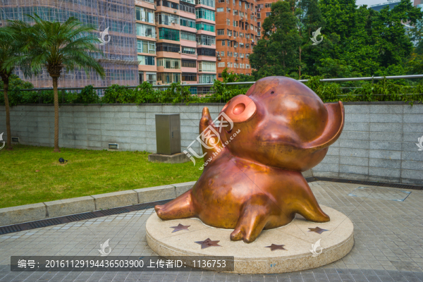 小豬雕塑