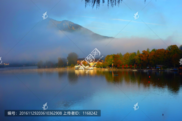 東歐奧地利湖泊仙境云霧繚繞美景
