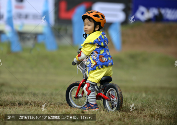 兒童自行車